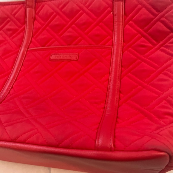 BOGO VERA BRADLEY - BUY ONE GET ONE FREE! TWO Vera Bradley Bags - Picture 4 of 9